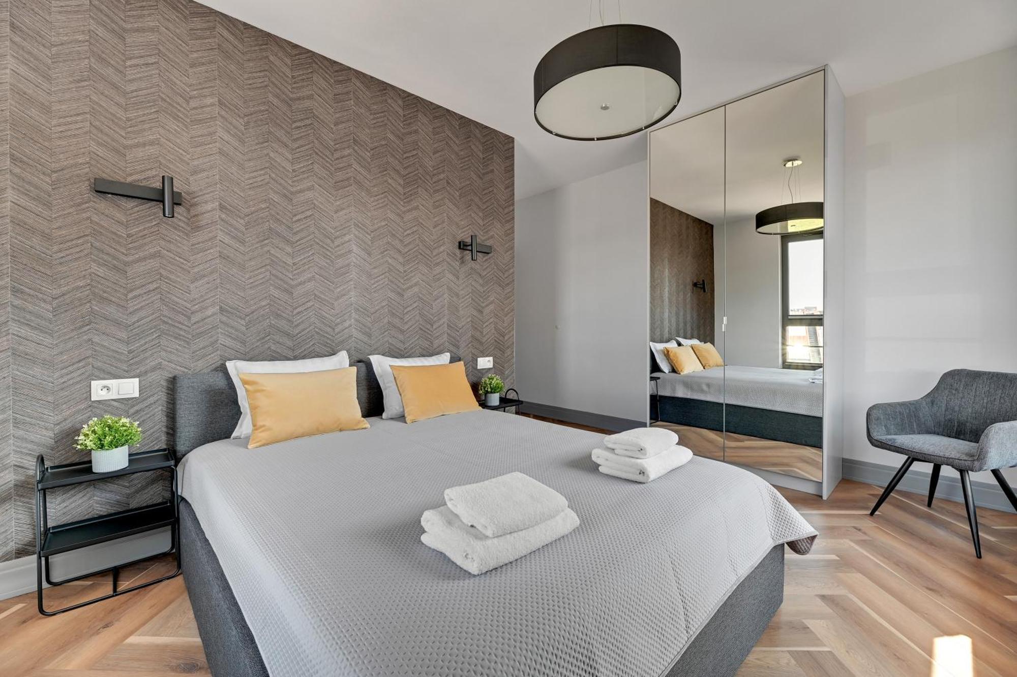 Doki Apartments By Staywin Gdańsk Exterior foto